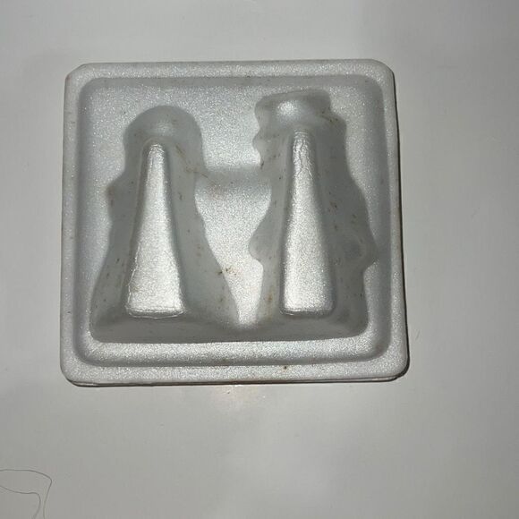 Avon Christmas Carollers Fragranced Soaps Vintage VTG Special Occasion Set of 2 - Picture 4 of 12